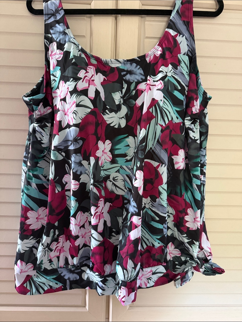 Swim top, Women’s Plus Size 24, Floral, NWT